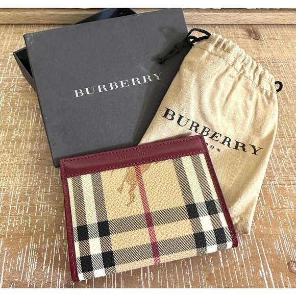 Burberry Other - NEW Vintage Burberry Card Holder Wallet - Nova Vintage Check In Box/Dust Bag